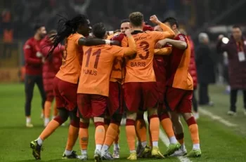 Türkiyə Superliqası: "Qalatasaray"dan qələbə