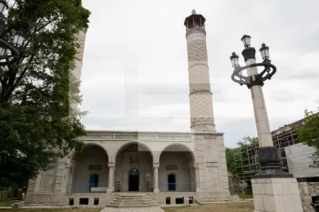 Yuxarı Gövhər Ağa məscidinin yenidənqurma və bərpa işlərindən sonra açılışı olub