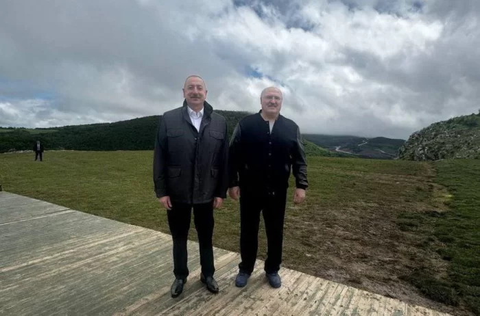 Prezident İlham Əliyev və Prezident Aleksandr Lukaşenko Cıdır düzündə olublar