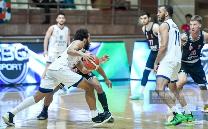 Azərbaycan Basketbol Liqasının qalibi olan "Sabah"a çempionluq kuboku təqdim olunub