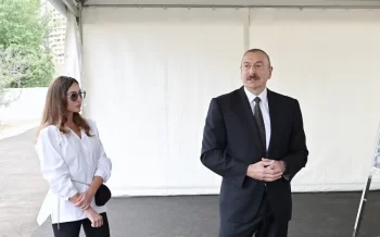 Prezident və birinci xanım Bakıda “Crescent Bay” layihəsinin təqdimatı və “Crescent Mall” ticarət mərkəzinin açılışında iştirak ediblər