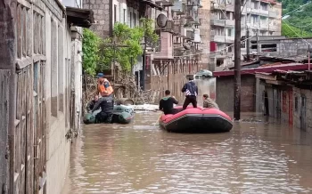 Ermənistanda daşqında üç nəfər ölüb