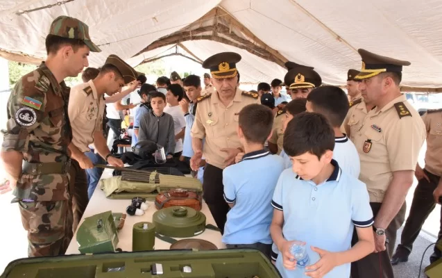 FHN məktəblilər üçün “açıq qapı günü” keçirdi