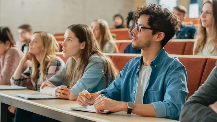 Azərbaycan universitetləri niyə beynəlxalq reytinqlərdə yer ala bilmir?