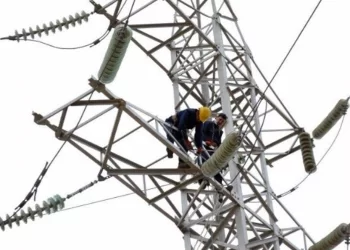 Azərbaycanda tikinti obyektinin elektrik şəbəkəsinə qoşulması və ya əlavə güc alması qaydası dəyişib