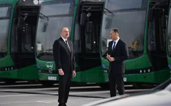 Prezident İlham Əliyev Zığ Elektrik Avtobus Parkının fəaliyyəti ilə tanış olub - YENİLƏNİB