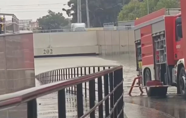 İki nəfərin batdığı tunel hələ də suyun altındadır