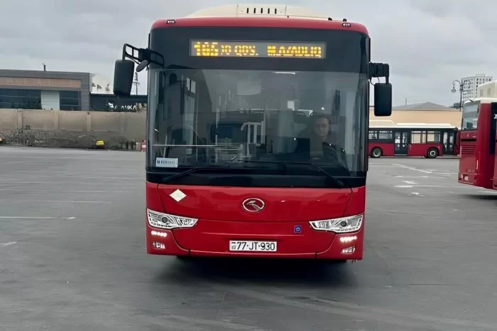 AYNA: Bakıda 165 nömrəli marşrutun avtobusları yenilənir