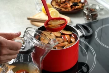 Yaşlı insanlar üçün ideal içki hansıdır? - Rusiyalı həkimdən tövsiyə