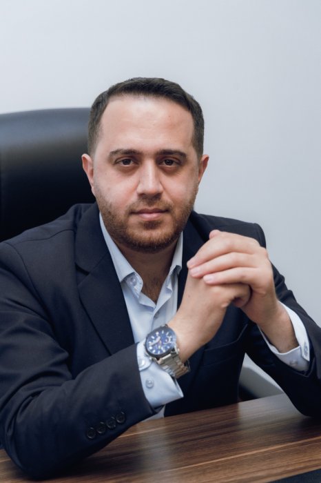 İşçi və işəgötürən arasında konflikt yaranarsa necə həll olunmalıdır?