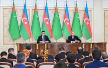 Prezidentlər mətbuata bəyanatlarla çıxış etdilər - Fotolar - Yenilənib