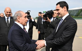 Türkmənistan Prezidenti Azərbaycana gəldi - Fotolar