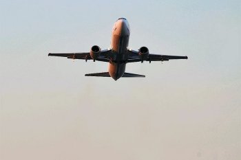 Kimlər təyyarə ilə uçmamalıdırlar? - Mütəxəssis riskləri açıqladı