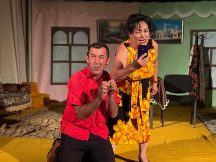 Füzuli Dövlət Dram Teatrı növbəti mövsümü başa vurdu