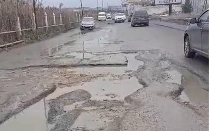 Bu marşruta müasir avtobuslar verilir - Yol olmadığından BMU-ya gedə bilməyəcəklər