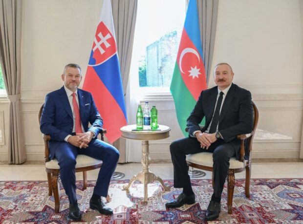 İşğaldan azad olunmuş ərazilərdə Slovakiya imzası