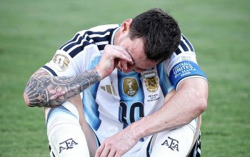 Messi məğlubiyyətə ağladı - Fotolar