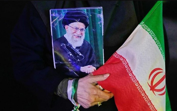 Ali Lideri Seyid Əli Xameneinin ilə vidanın 4 iyulda da keçirilməsi təsadüfi deyil”