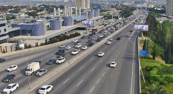 DİQQƏT: Bu yollarda tıxac var - SİYAHI